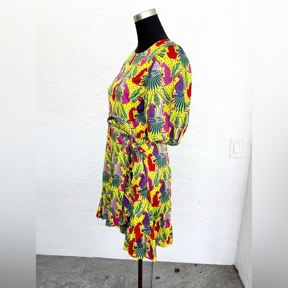 Emily McCarthy Lola Wrap Dress in Peekaboo Cat Print Size Medium NEW - Picture 8 of 11